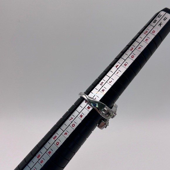 1.00 CT Natural Tourmaline Oval Cut Silver Ring - Picture 8 of 8